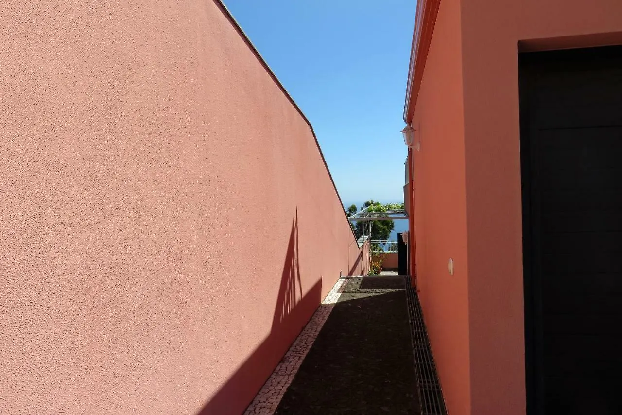 Vila Sky View By Rg-Hosting Machico  Machico (Madeira)
